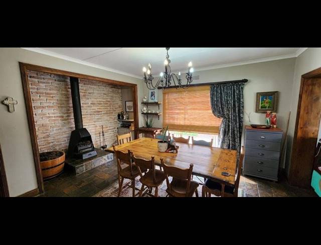 3 BEDROOM HOUSE FOR SALE IN FLORA GARDENS